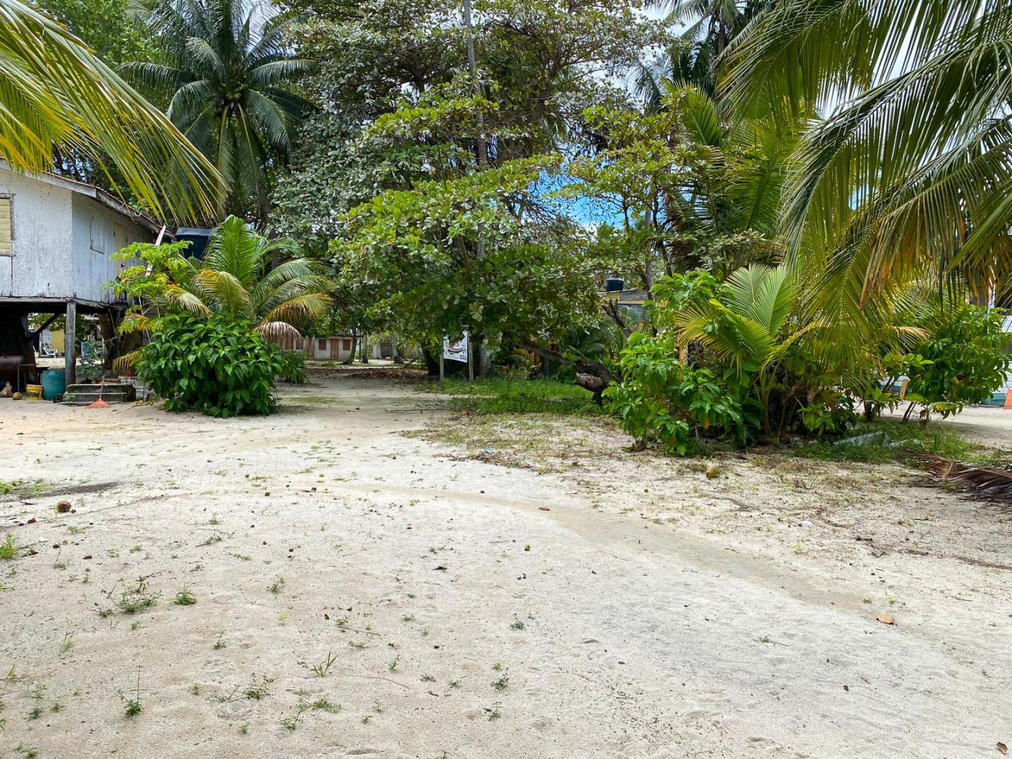 Tobacco Caye Lot – Private island in Belize, Central America