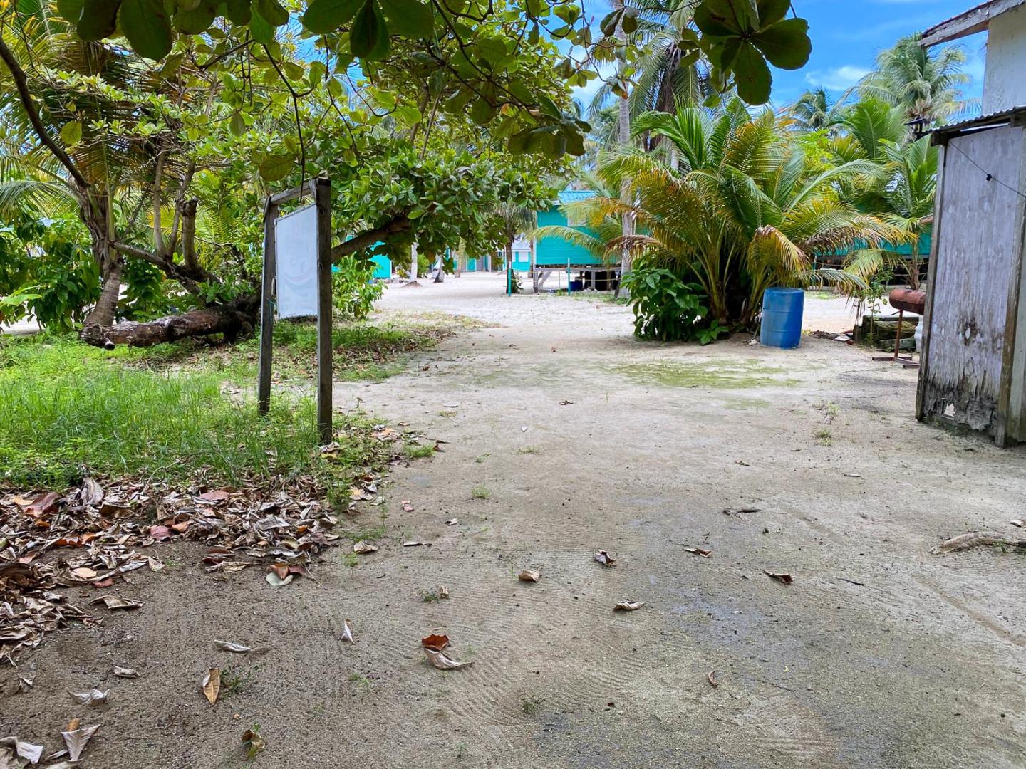 Tobacco Caye Lot – Private island in Belize, Central America