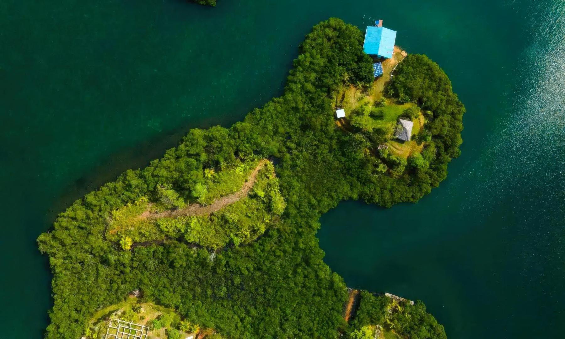 Isla Solarte Islands – Private island in Panama, Central America