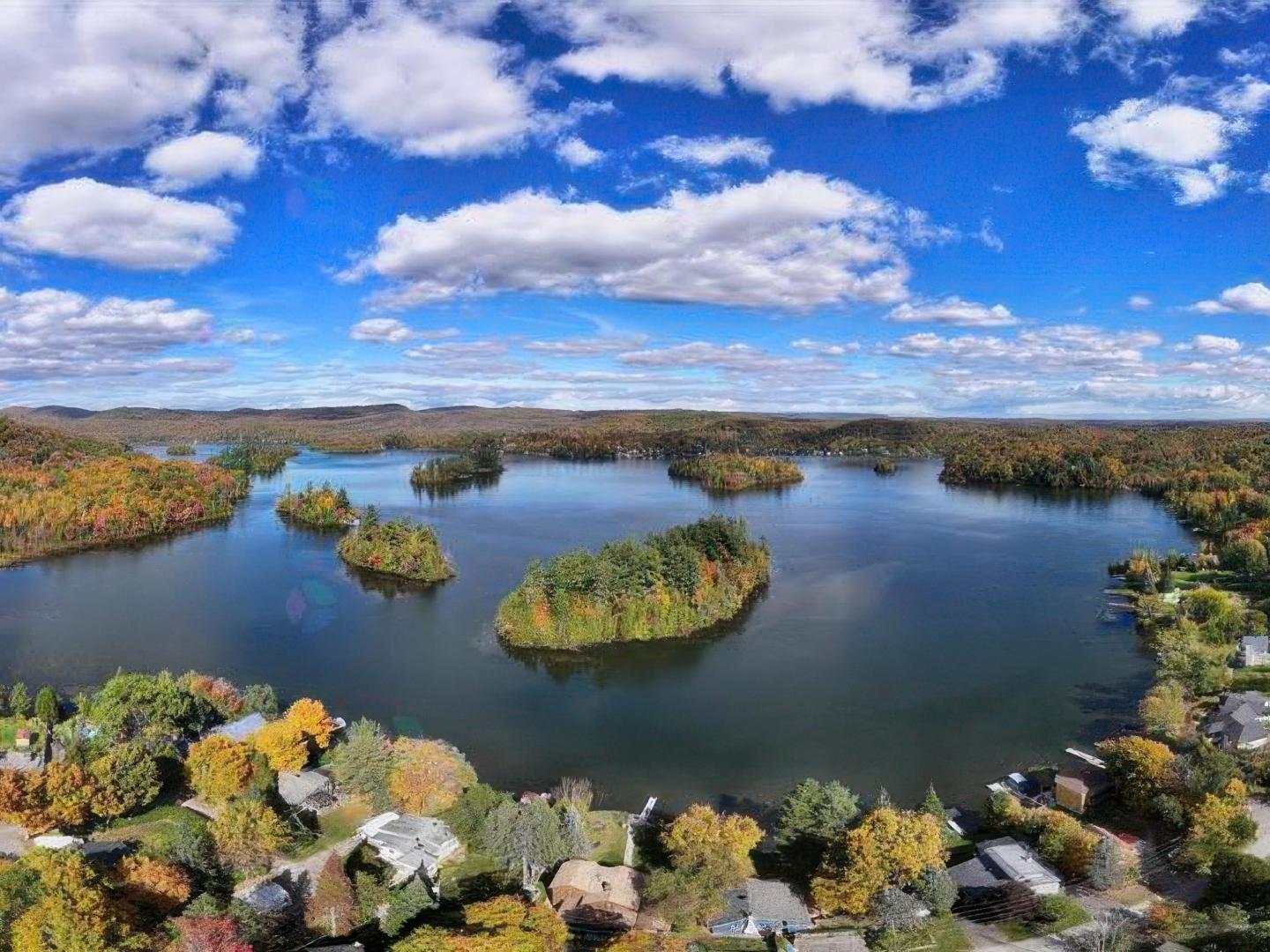 Lake Echo Island – Private island in Quebec, Canada