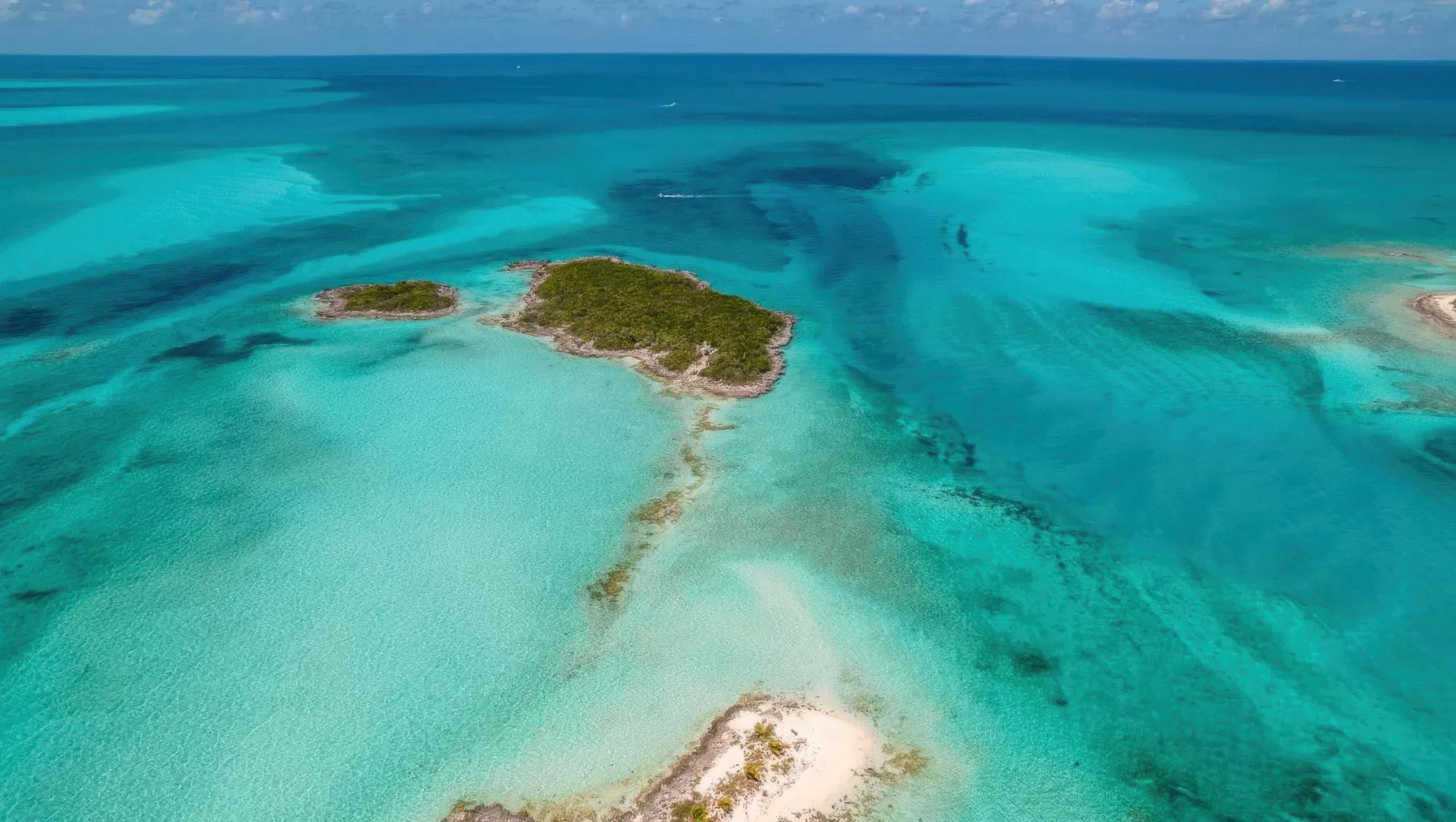 Sanctuary & Mini Cay – Private island in The Exumas, Bahamas, Caribbean