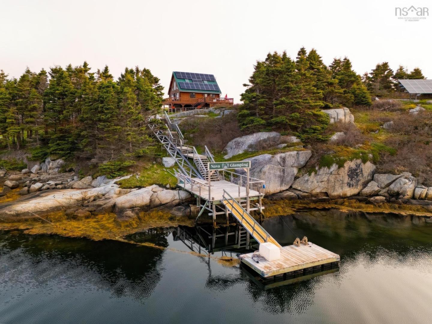Simmons Island – Private island in Nova Scotia, Canada