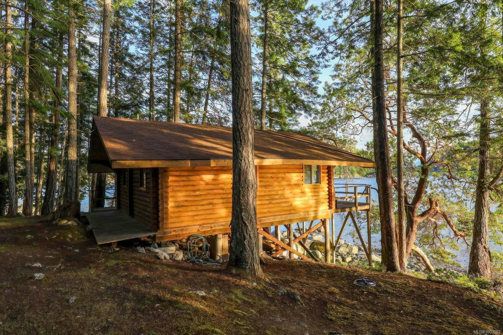 Tan Island – Private island in British Columbia, Canada