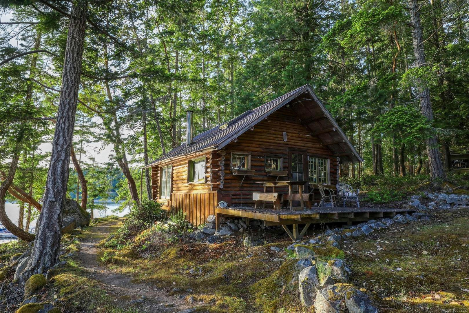 Tan Island – Private island in British Columbia, Canada