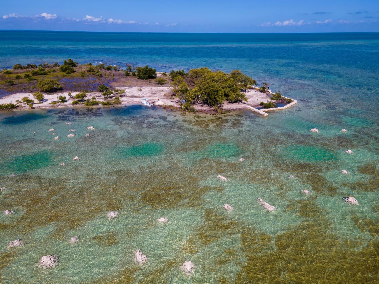 Turquoise Caye – Private island in Belize, Central America