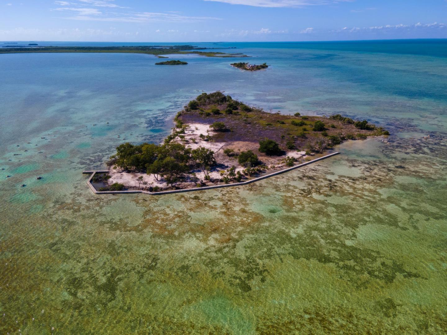 Turquoise Caye – Private island in Belize, Central America