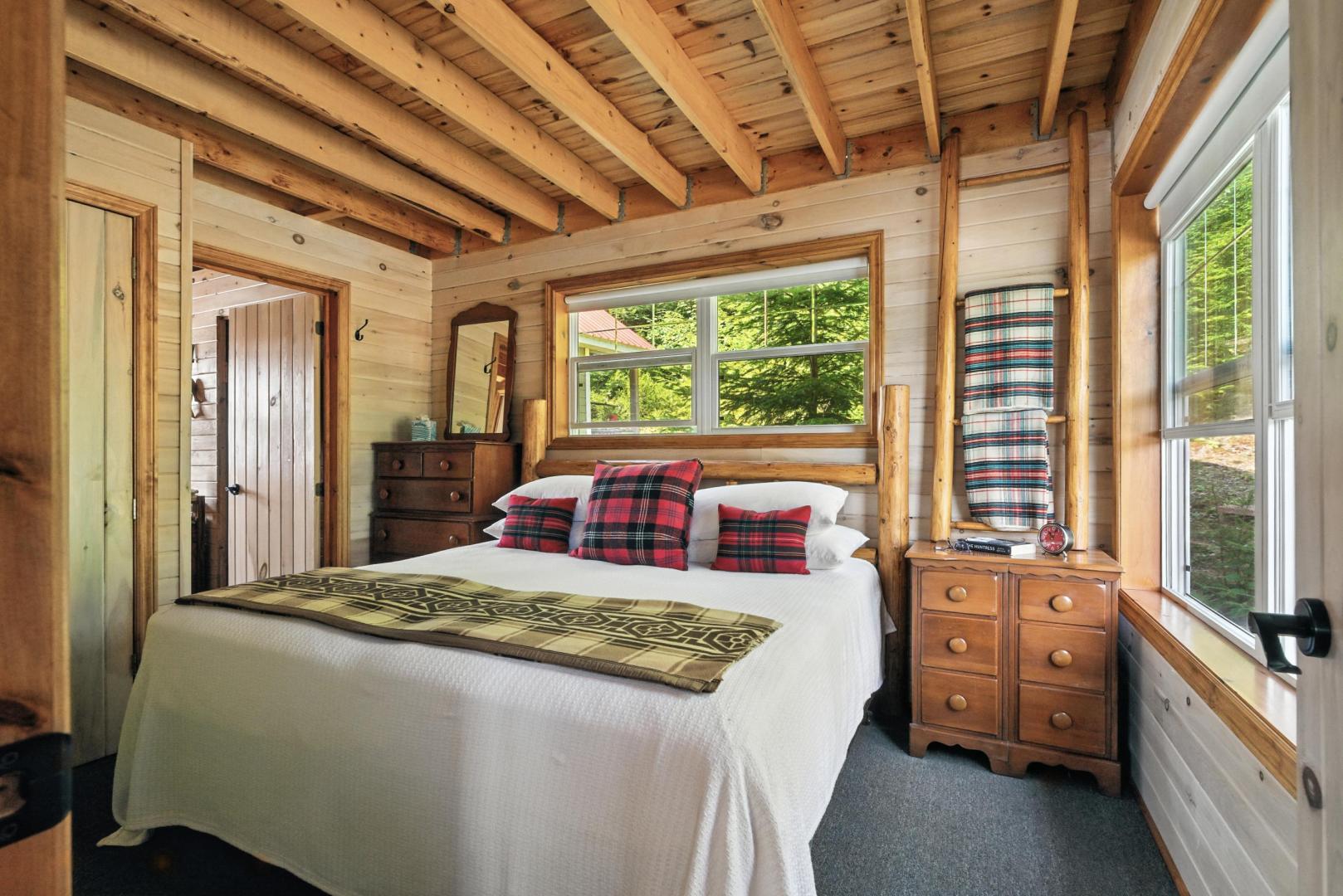 Chiblow Lake Island – Private island in Northern Ontario, Ontario, Canada