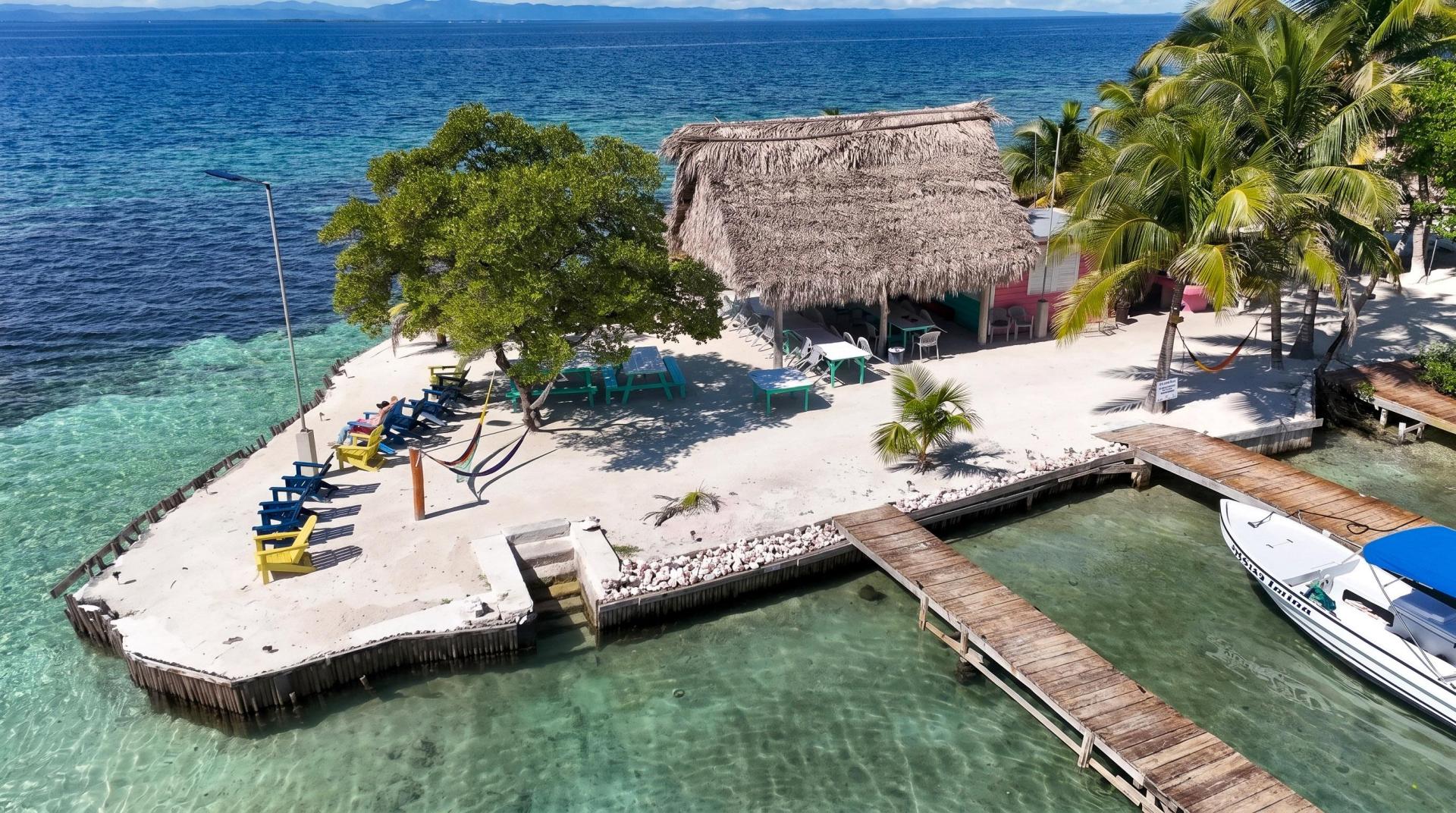 Bread and Butter Cayes – Private island in Belize, Central America