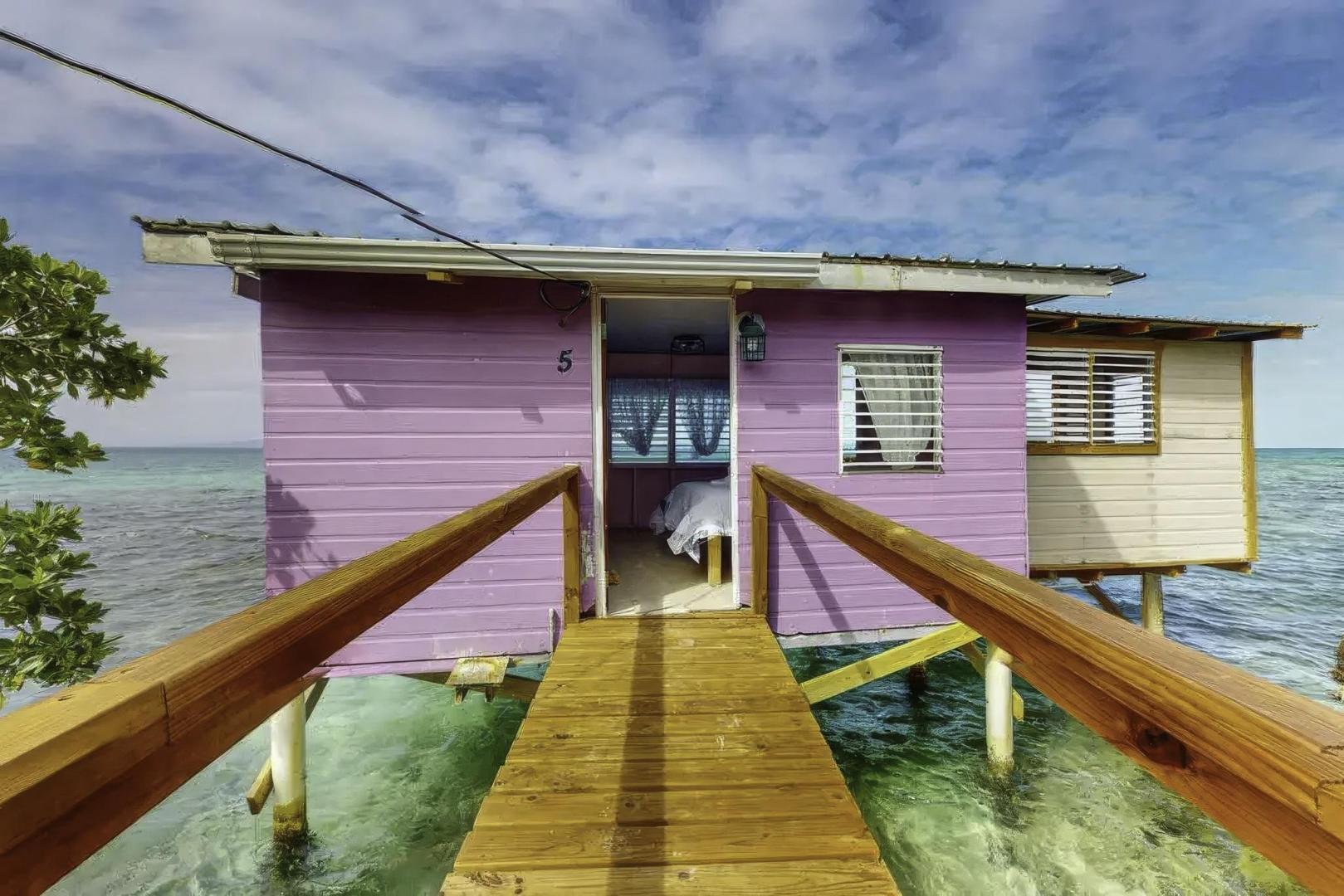 Bread and Butter Cayes – Private island in Belize, Central America