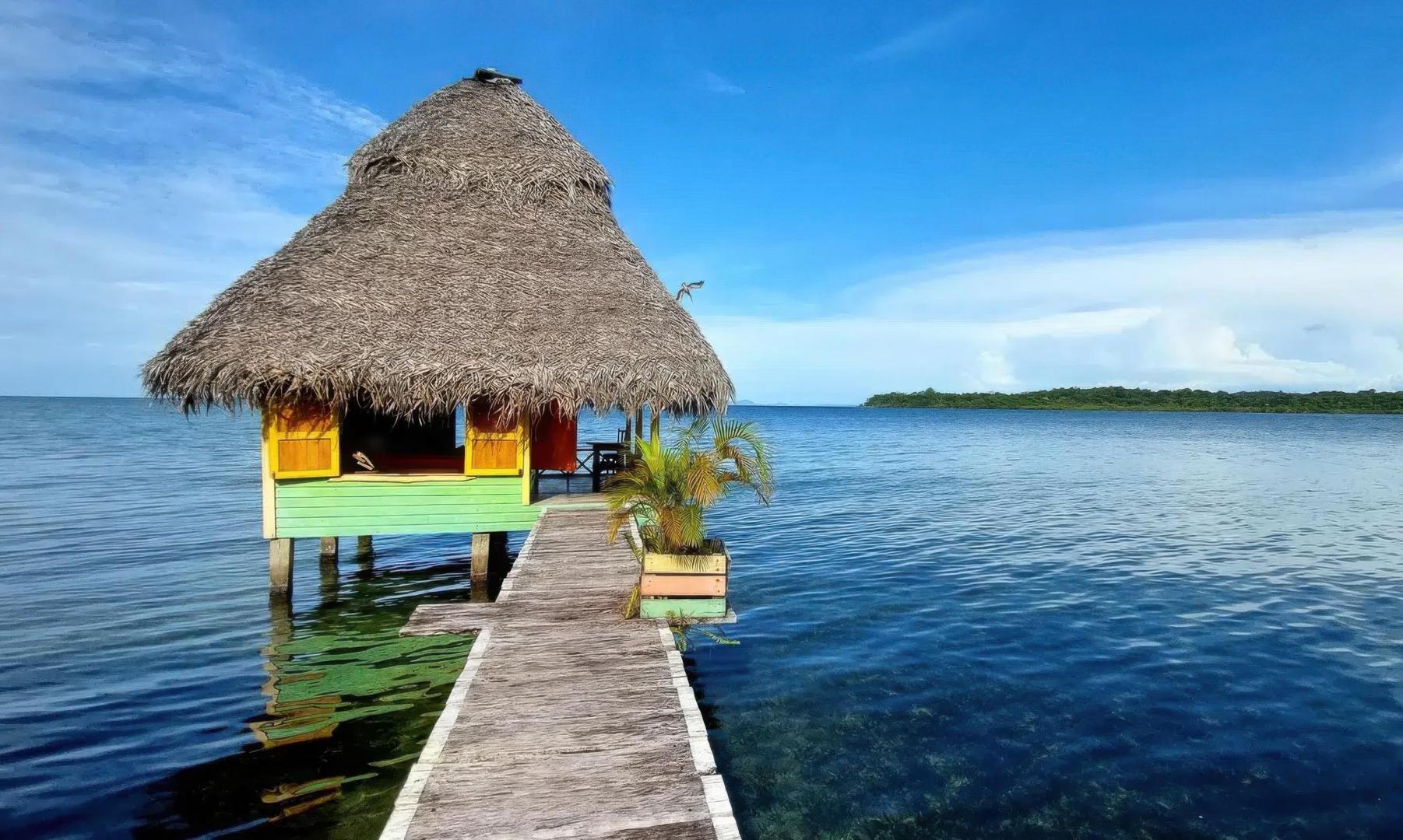 Coral Cay – Private island in Panama, Central America