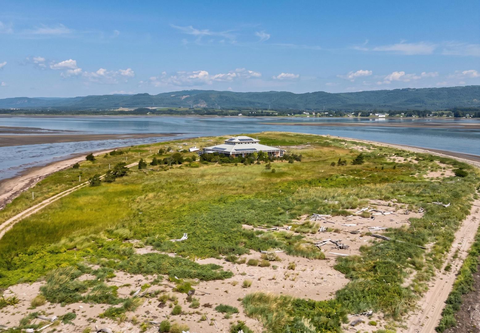 Baie Des Chaleurs – Private island in Canada