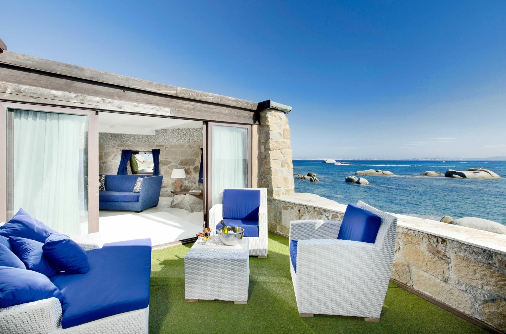 Hotel and Spa des P&ecirc;cheurs image