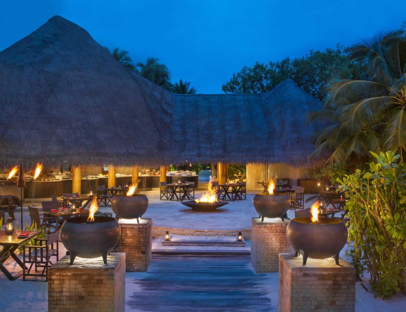 W Maldives image