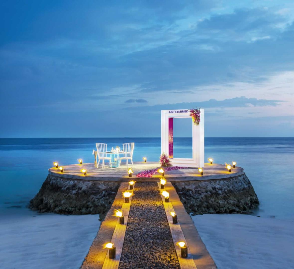 W Maldives image