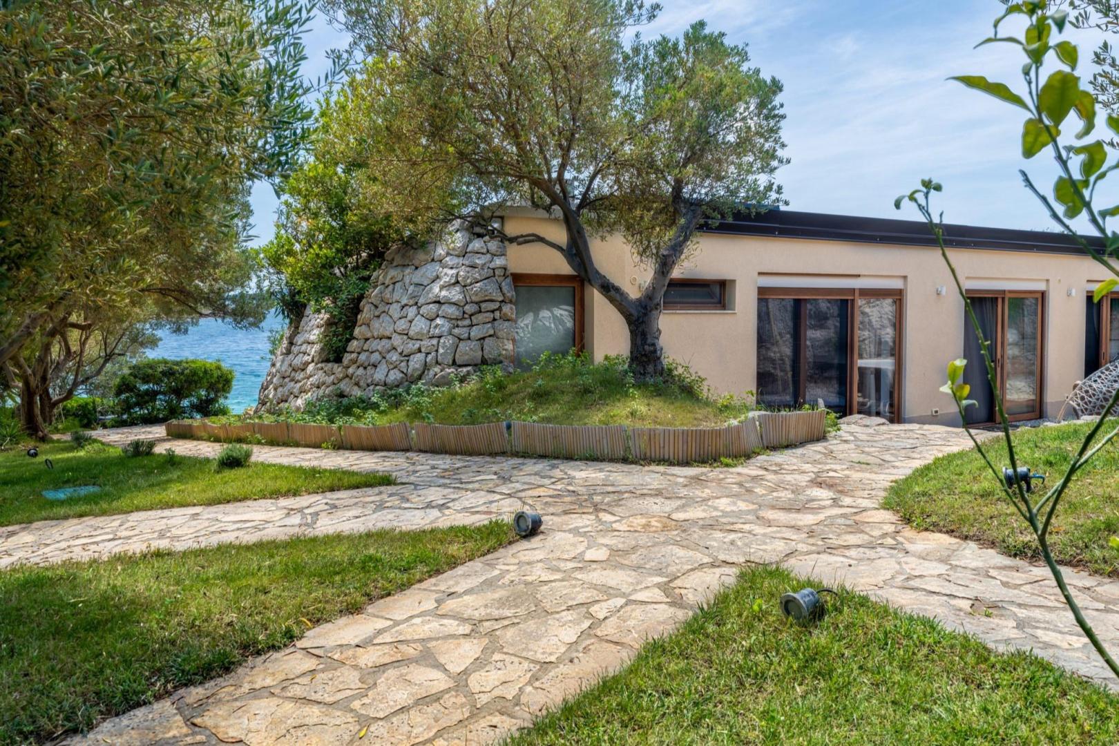 Mala Bisaga – Private island in Croatia, Europe