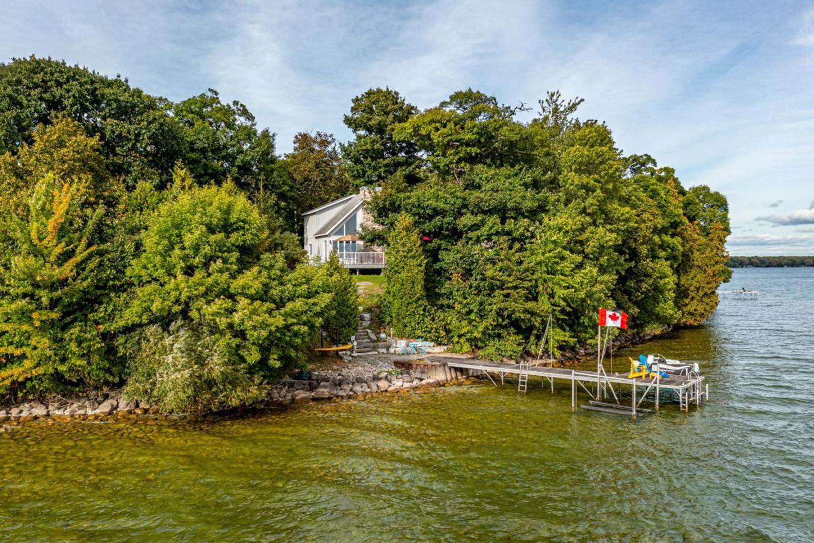 Grape Island Sanctuary – Private island in Ontario, Canada
