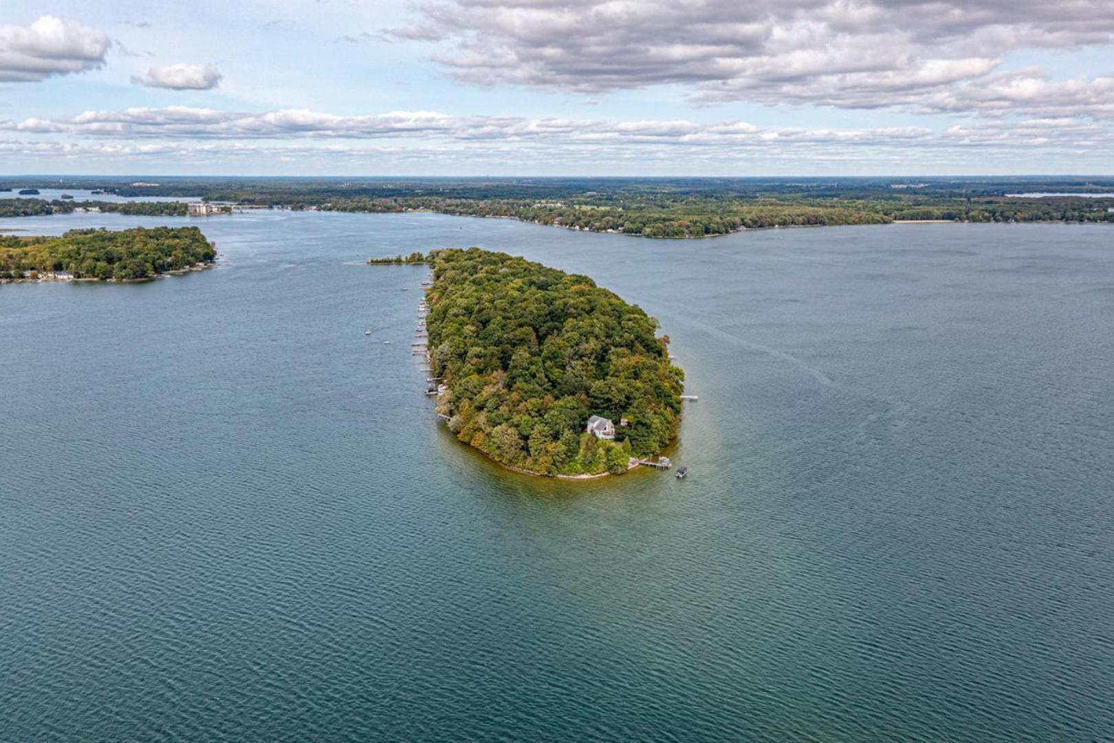 Grape Island Sanctuary – Private island in Ontario, Canada