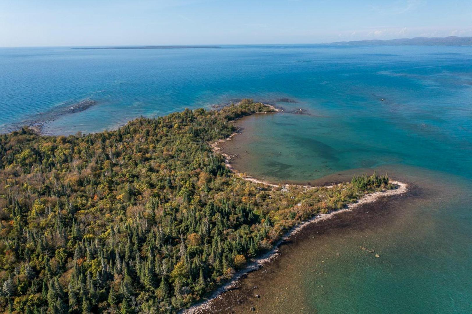 Lizard Island – Private island in Northern Ontario, Ontario, Canada