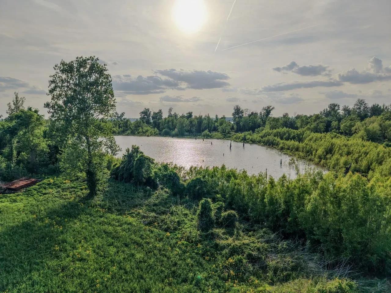 Lost Brake: The Island – Private island in Missouri, United States