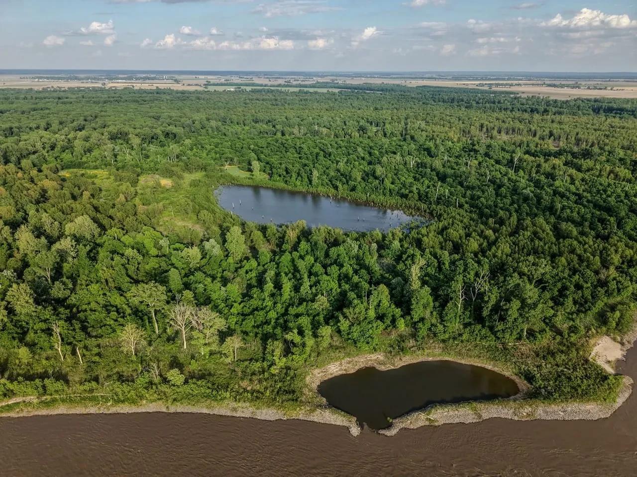 Lost Brake: The Island – Private island in Missouri, United States