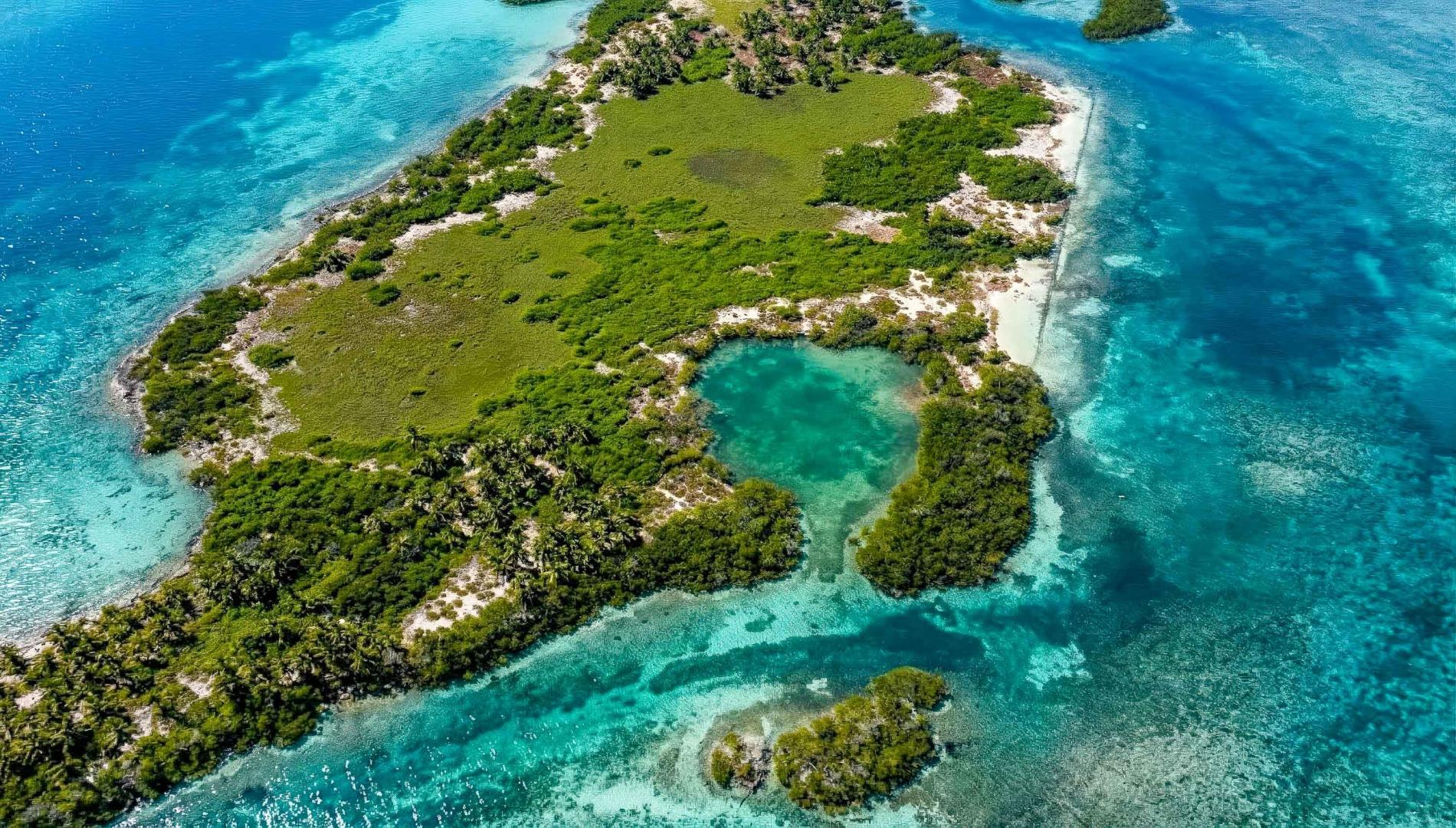 Manatee Caye – Private island in Belize, Central America