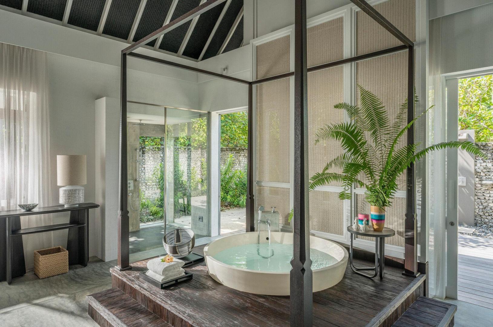 Four Seasons Landaa Giraavaru – Private island in Maldives, Asia & Middle East