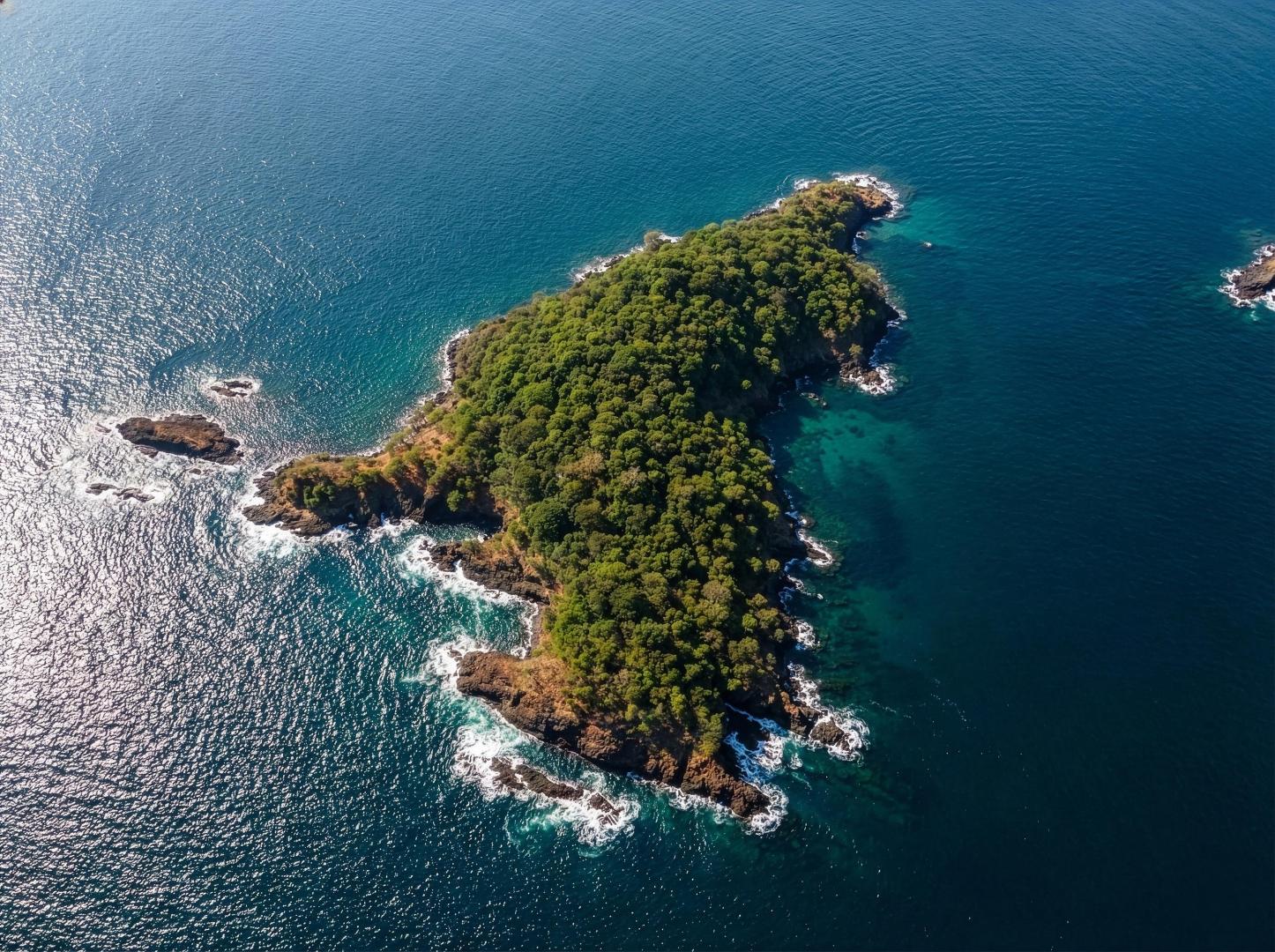 Isla Mona – Private island in Panama, Central America