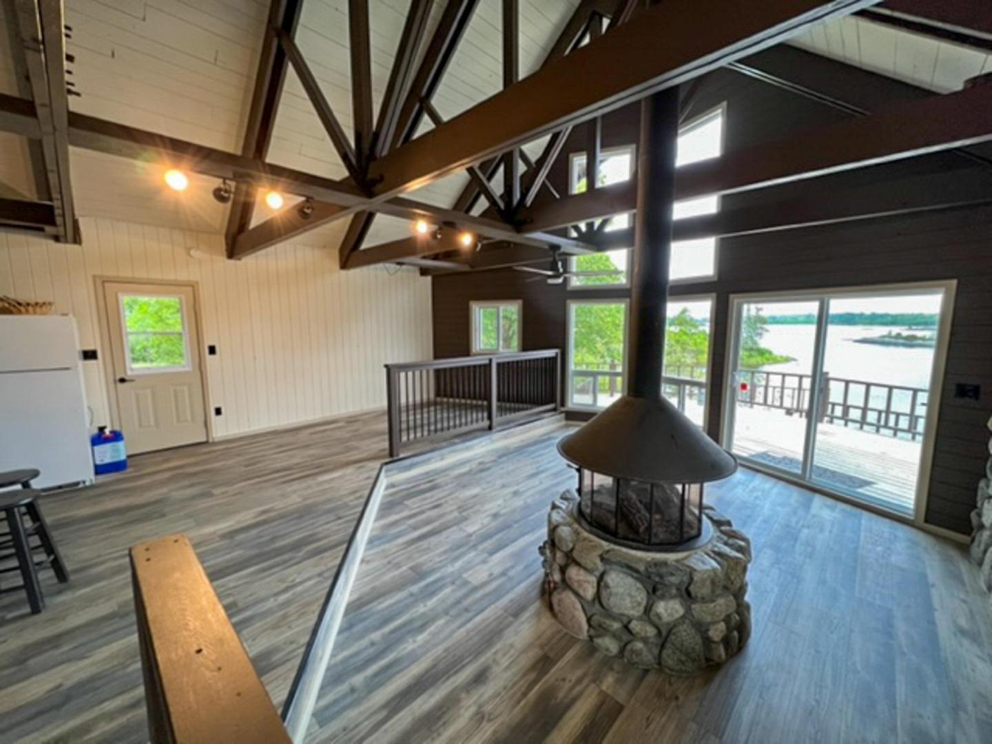 Private Island Lake of the Woods – Private island in Northern Ontario, Ontario, Canada