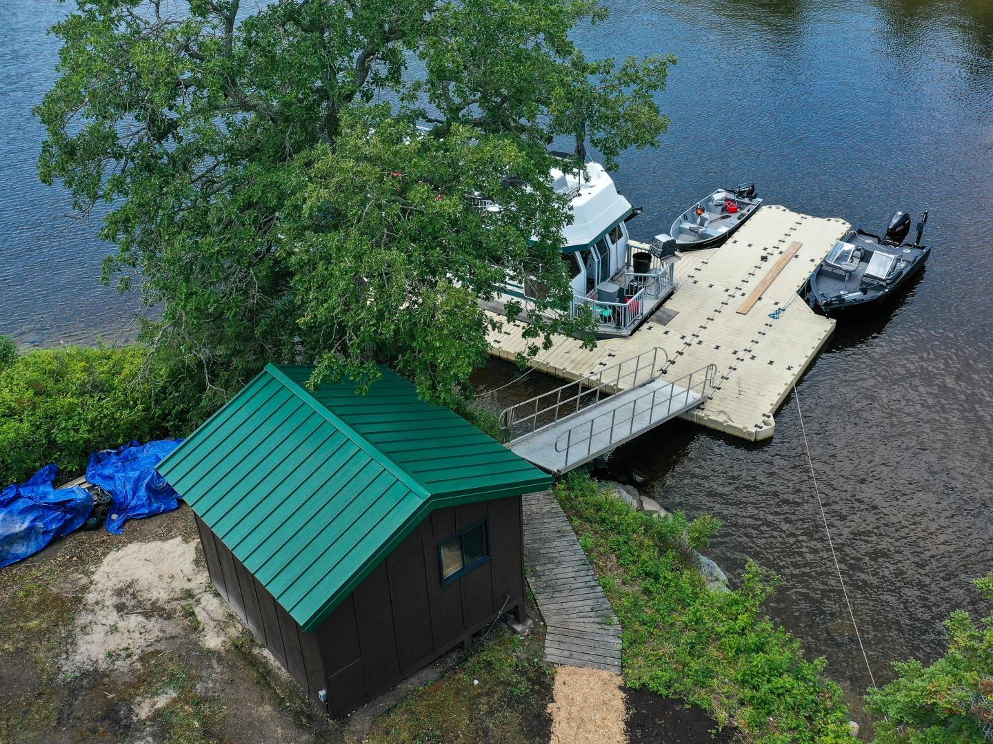 Private Island Lake of the Woods – Private island in Northern Ontario, Ontario, Canada