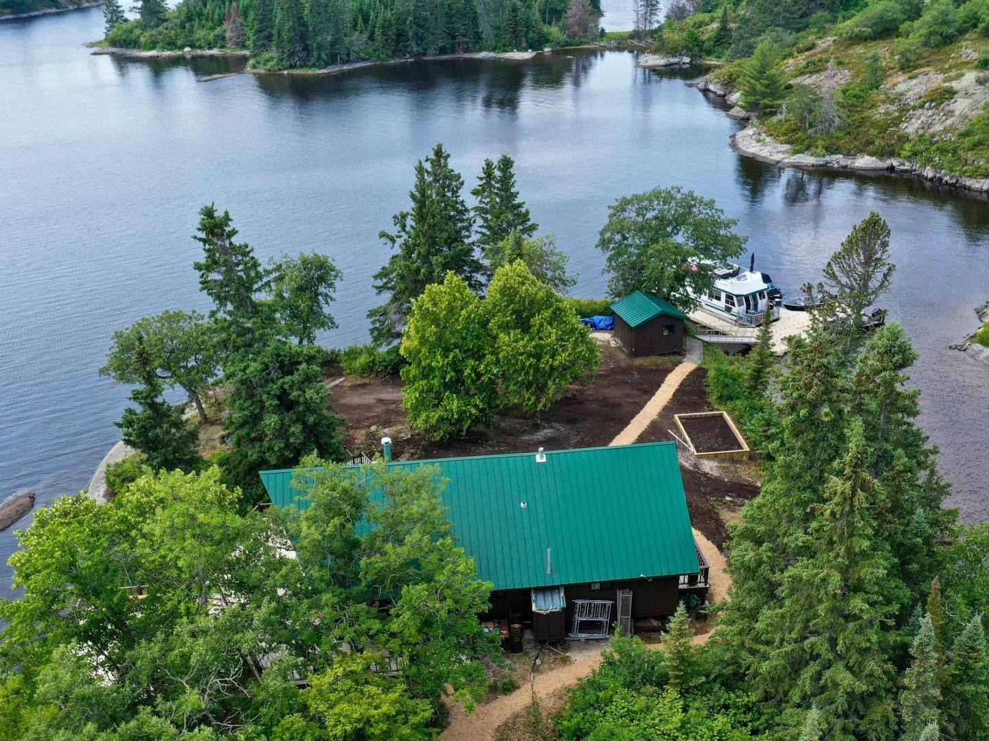 Private Island Lake of the Woods – Private island in Northern Ontario, Ontario, Canada