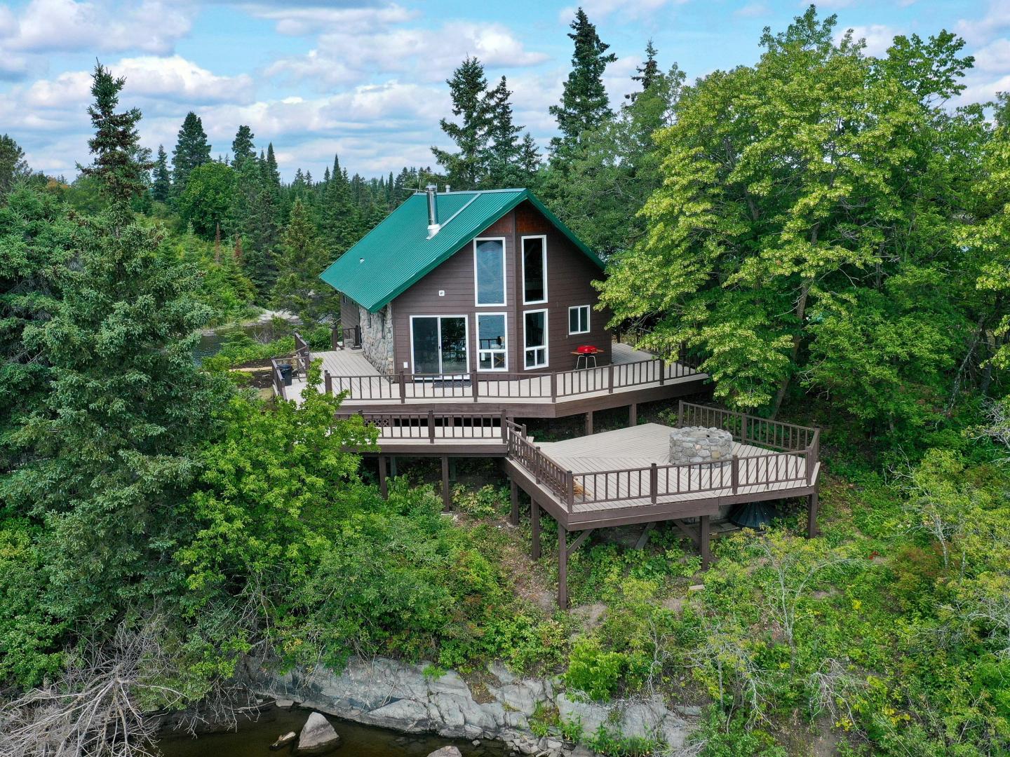 Private Island Lake of the Woods – Private island in Northern Ontario, Ontario, Canada