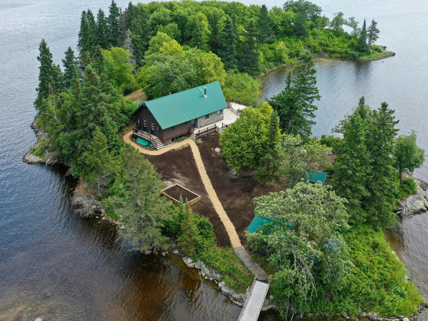 Private Island Lake of the Woods – Private island in Northern Ontario, Ontario, Canada