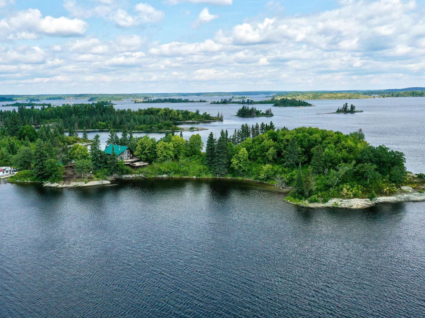 Private Island Lake of the Woods – Private island in Northern Ontario, Ontario, Canada