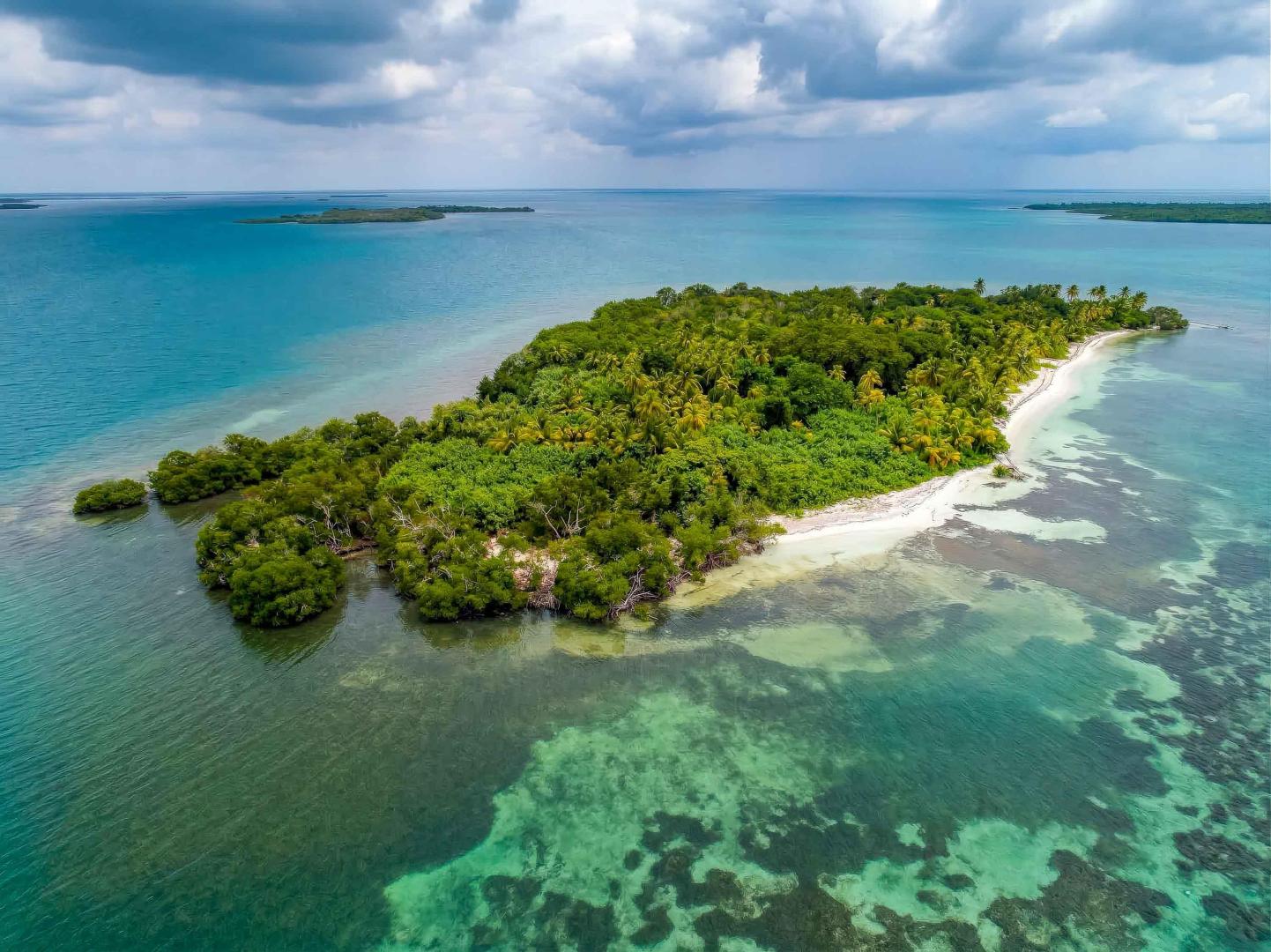Rainforest Caye – Private island in Belize, Central America