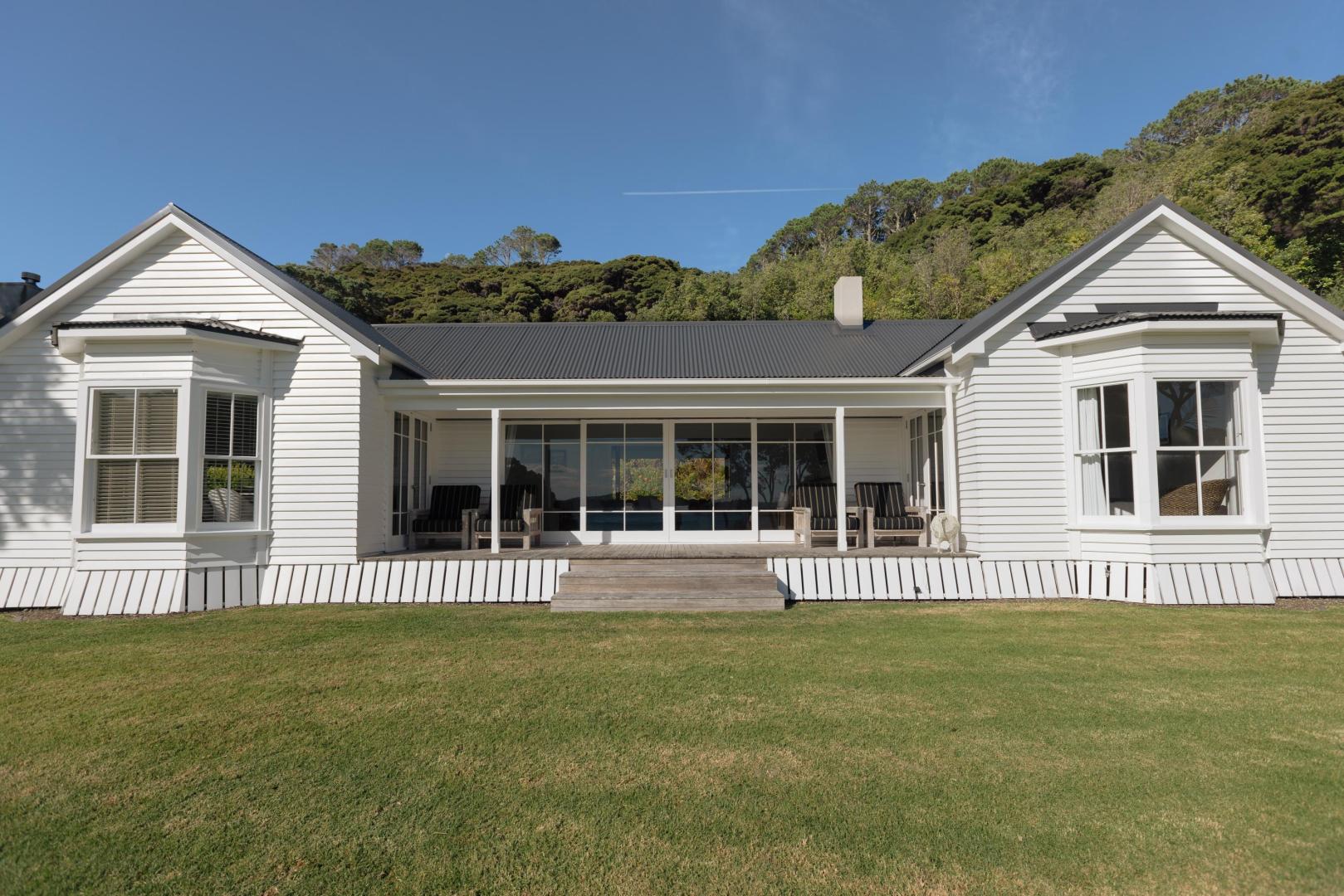 Roberton Island Estate – Private island in New Zealand, South Pacific