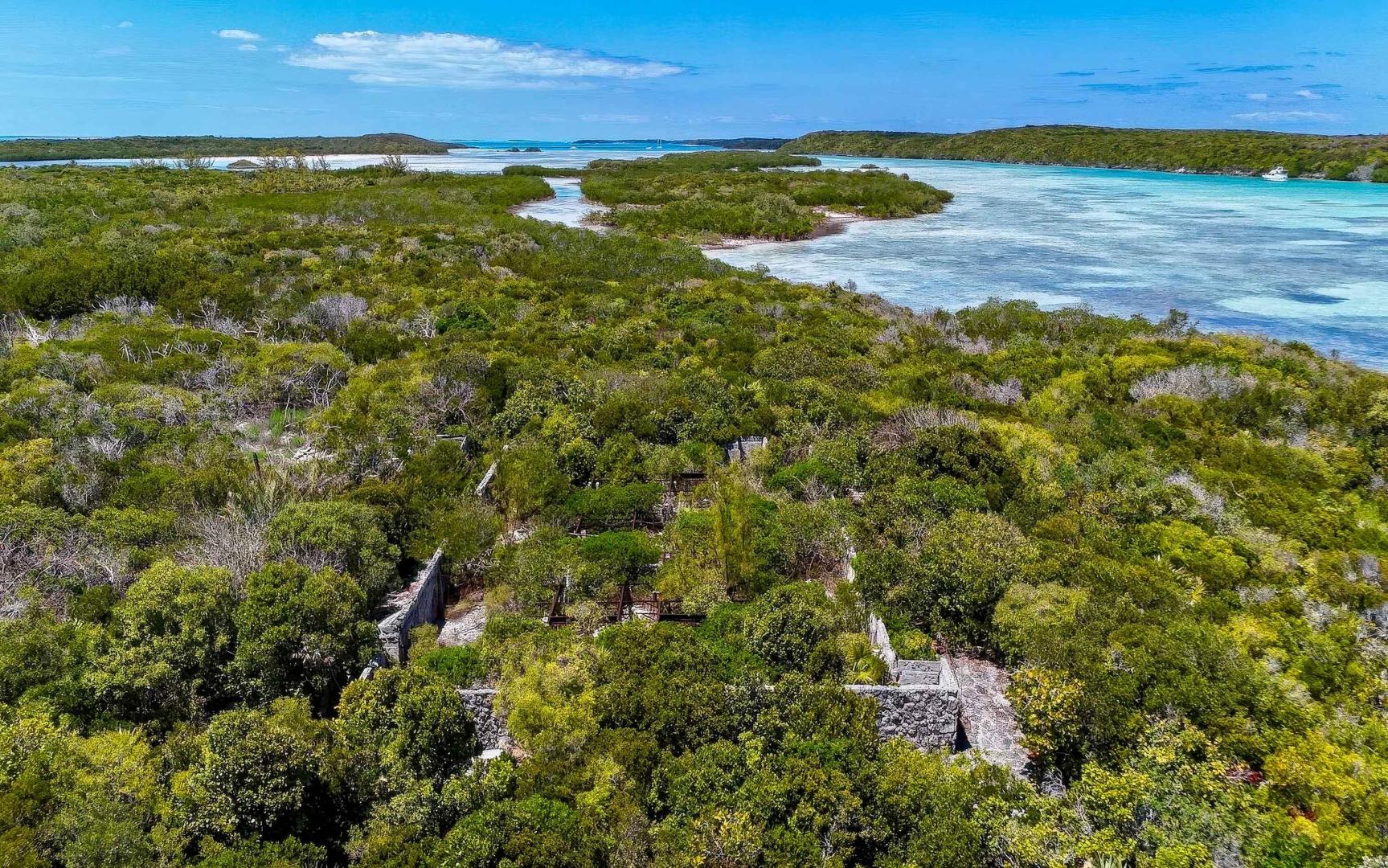 Sand Dollar Cay – Private island in The Berry Islands, Bahamas, Caribbean