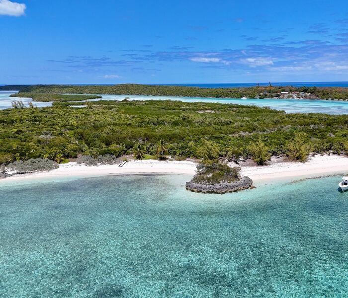 Sand Dollar Cay – Private island in The Berry Islands, Bahamas, Caribbean