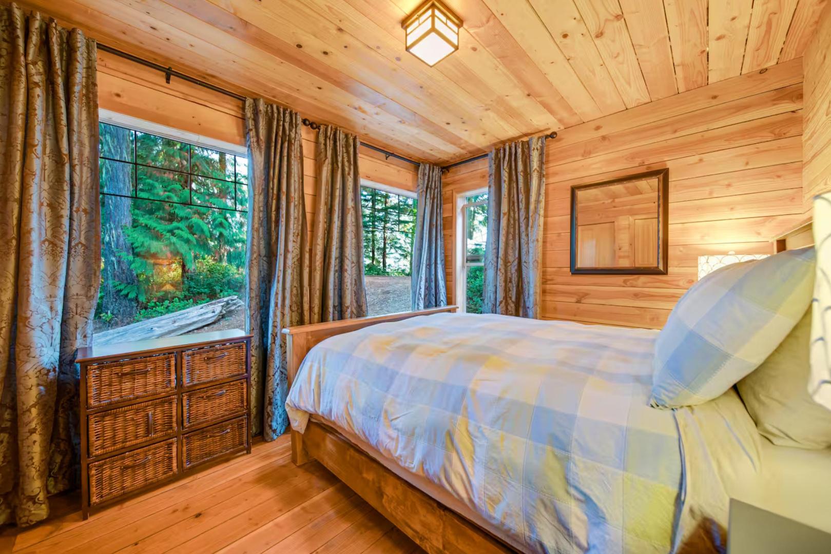 Sunset Island Resort – Private island in British Columbia, Canada