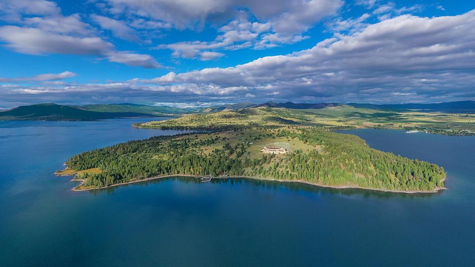 Cromwell Island – Private island in Montana, United States