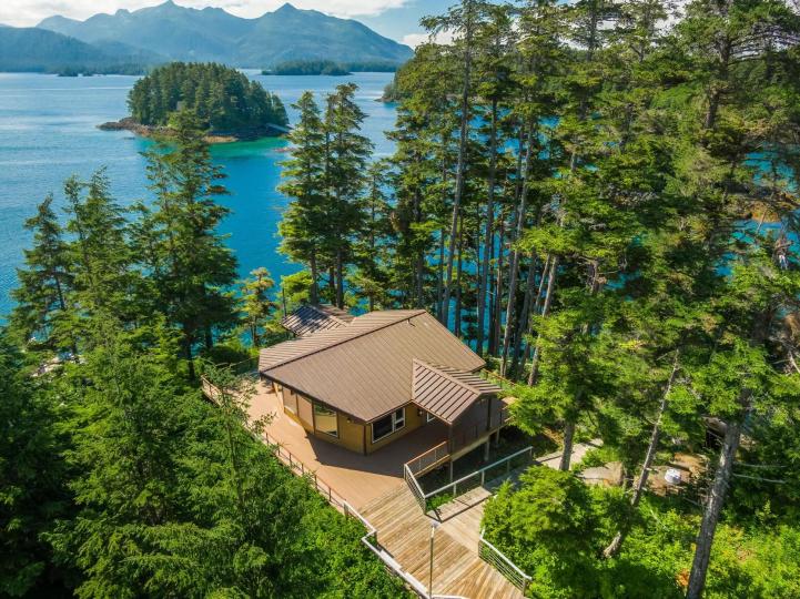 Guckers Island – Private island in Alaska, United States