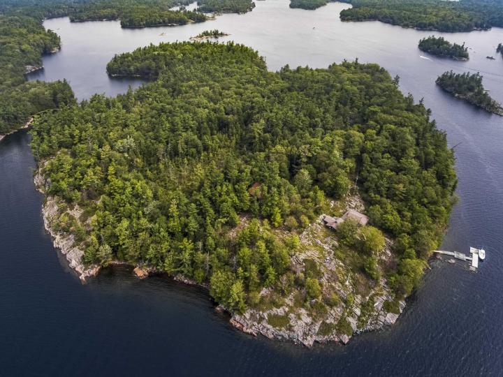Amanda Island image