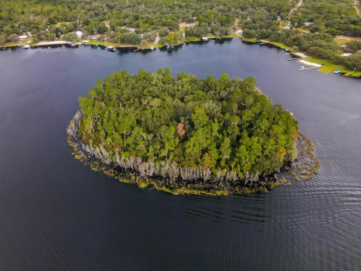 Island Lake Property – Private island in Florida, United States