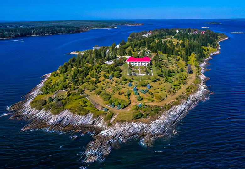 Hope Island image