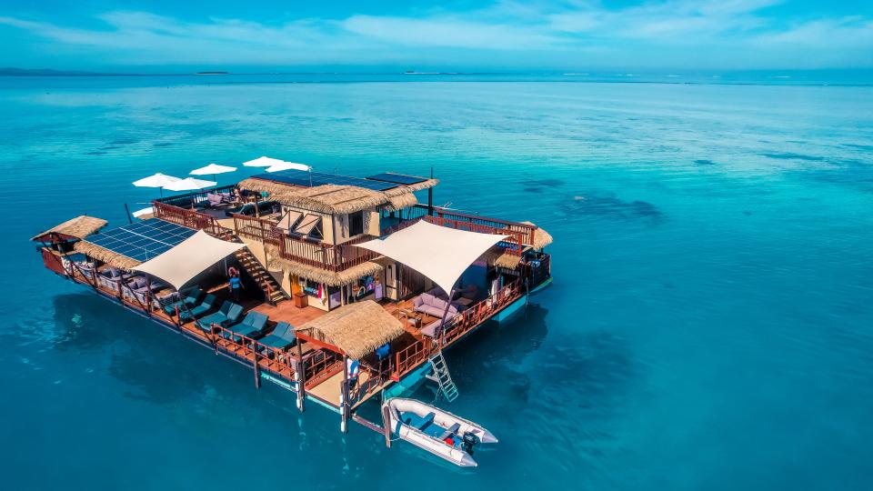 Seventh Heaven Floating Platform – Private island in Fiji, South Pacific