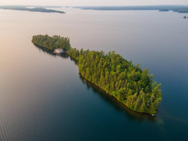 Reef Island – Private island in Muskoka, Ontario, Canada