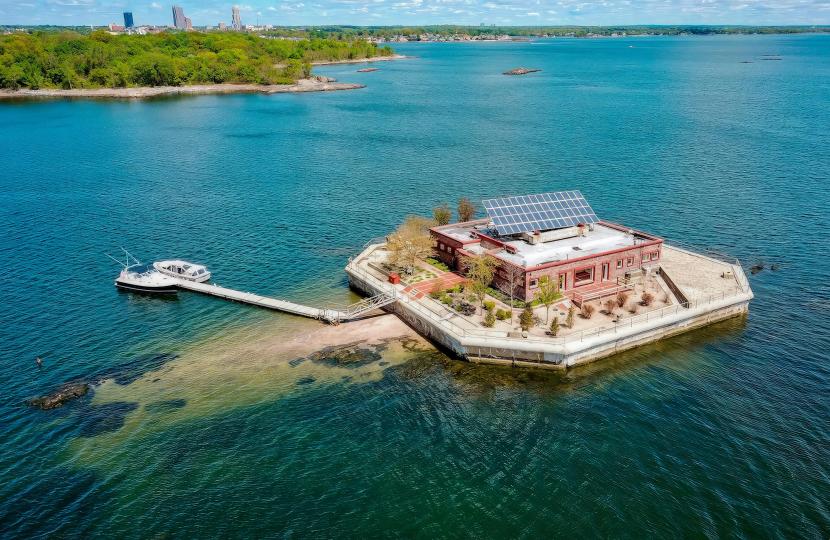 Columbia Island and Pea Island – Private island in New York, United States