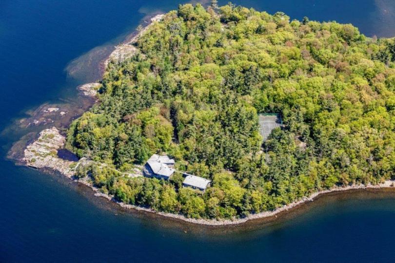 Ermyn Island image