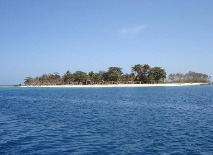 Green Bay Island image