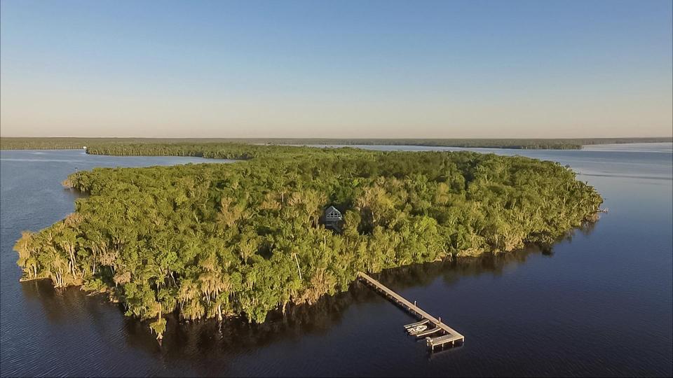 Hog Island, Florida – Private island in Florida, United States