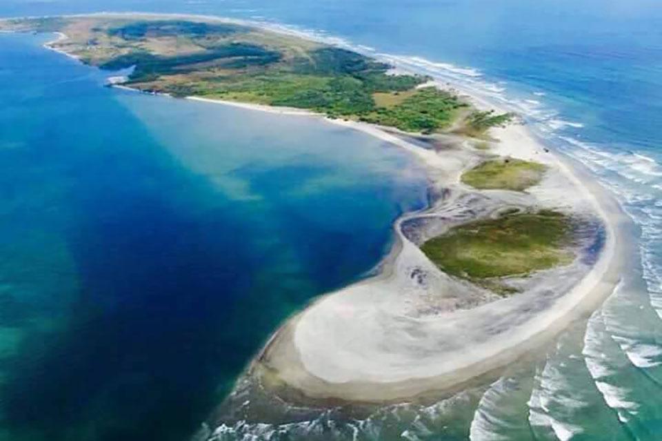 Private islands for sale in Ecuador, South America